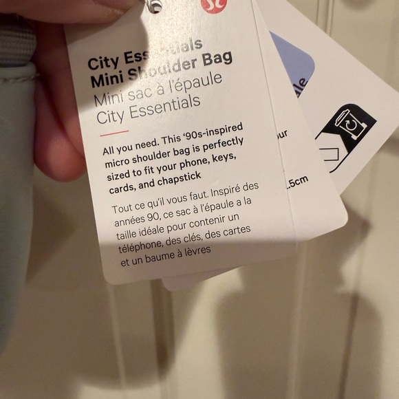 NWT lululemon City Essentials Mini Shoulder Bag Pelican PLCN - Picture 3 of 4